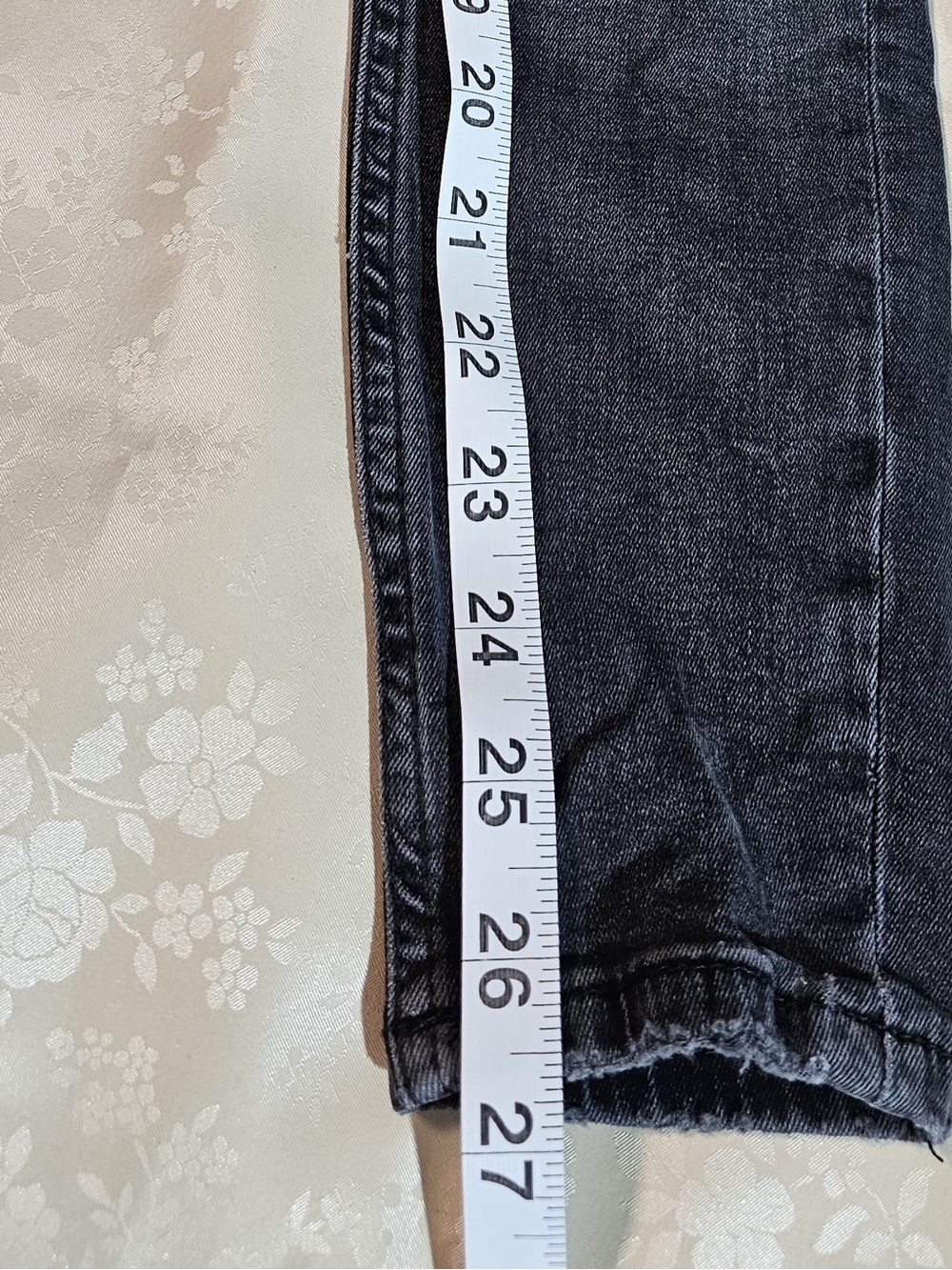 Free People Black Distressed Ripped Skinny Jeans Size 25 - Picture 6 of 11